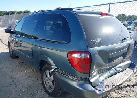 2005 Dodge Grand Caravan Sxt z USA, uszkodzony, nr VIN 2D4GP44L95R242873